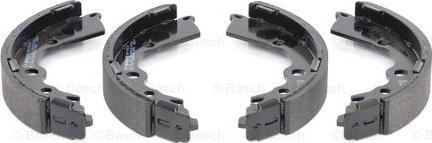 BOSCH 0 986 487 797 - Kit freno, freni a tamburo www.autoricambit.com