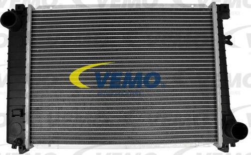 Vemo V20-60-1526 - Radiatore, Raffreddamento motore www.autoricambit.com