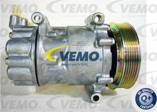 Vemo V22-15-0010 - Compressore, Climatizzatore www.autoricambit.com